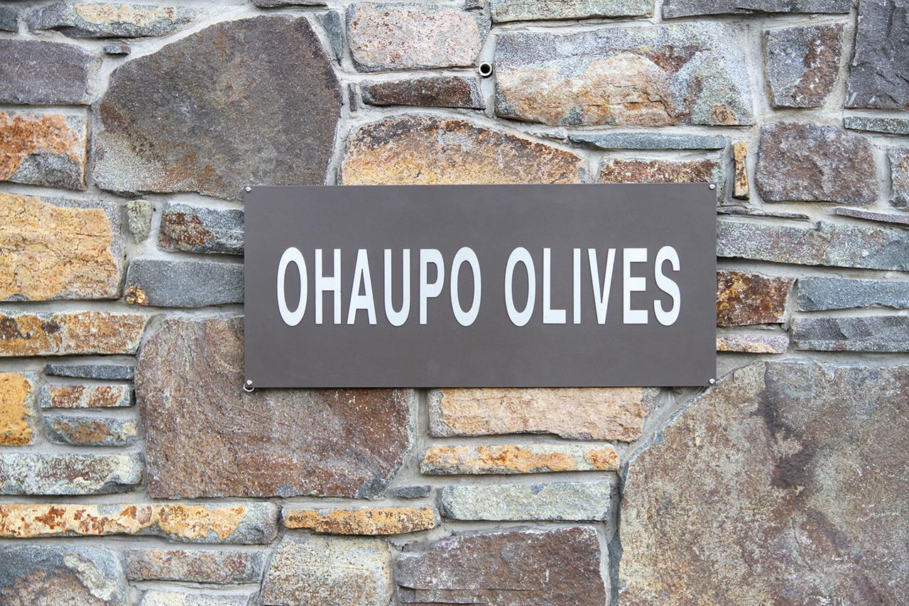 Ohaupo Olives Bed and Breakfast Buitenkant foto
